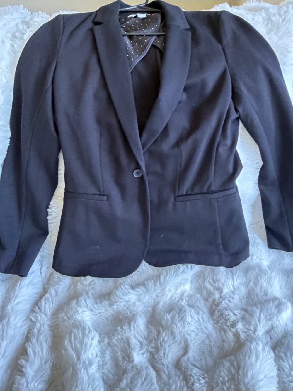 Old Navy Black Single-Button Women's Blazer with Slight Puff Shoulders. Medium